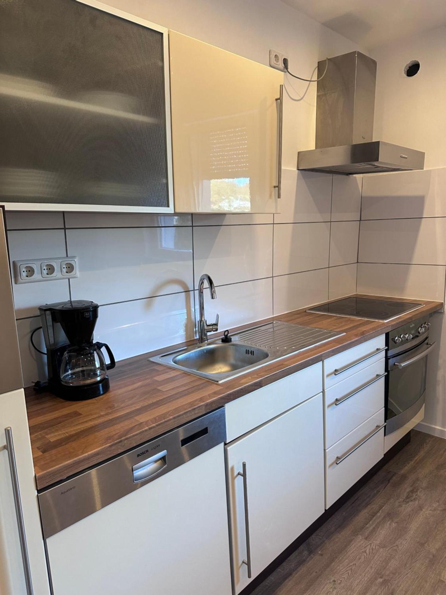 Neu Renoviert 2025! 4Zimmer 8 Einzelbetten Ferienwohnung Zeche Zollverein Essen Esterno foto